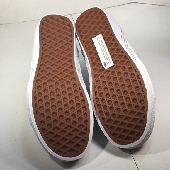 NWT Vans SK8 Hi Top Lightning Bolt Women’s 6 - Picture 9 of 10